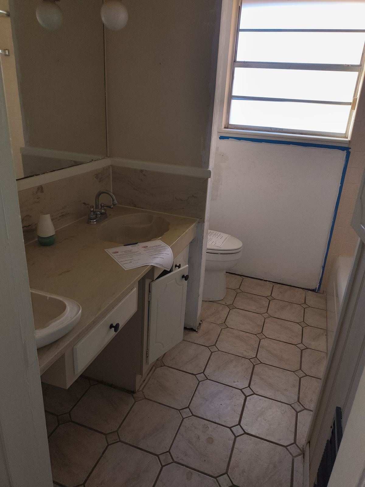 Project 8 bath